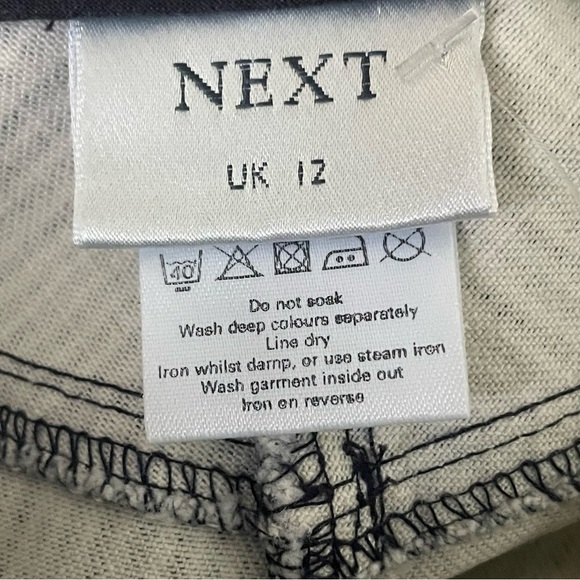 NEXT UK 12 Striped Women's Shorts 100% cotton made in Lithuania good condition - Picture 5 of 6